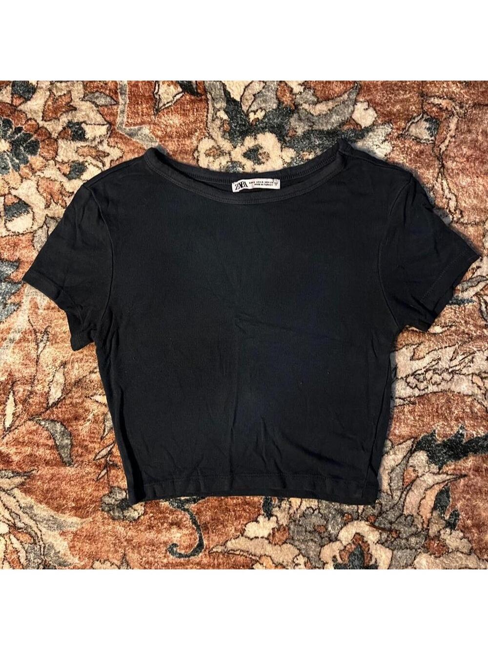 Zara Women's Navy Crop-top